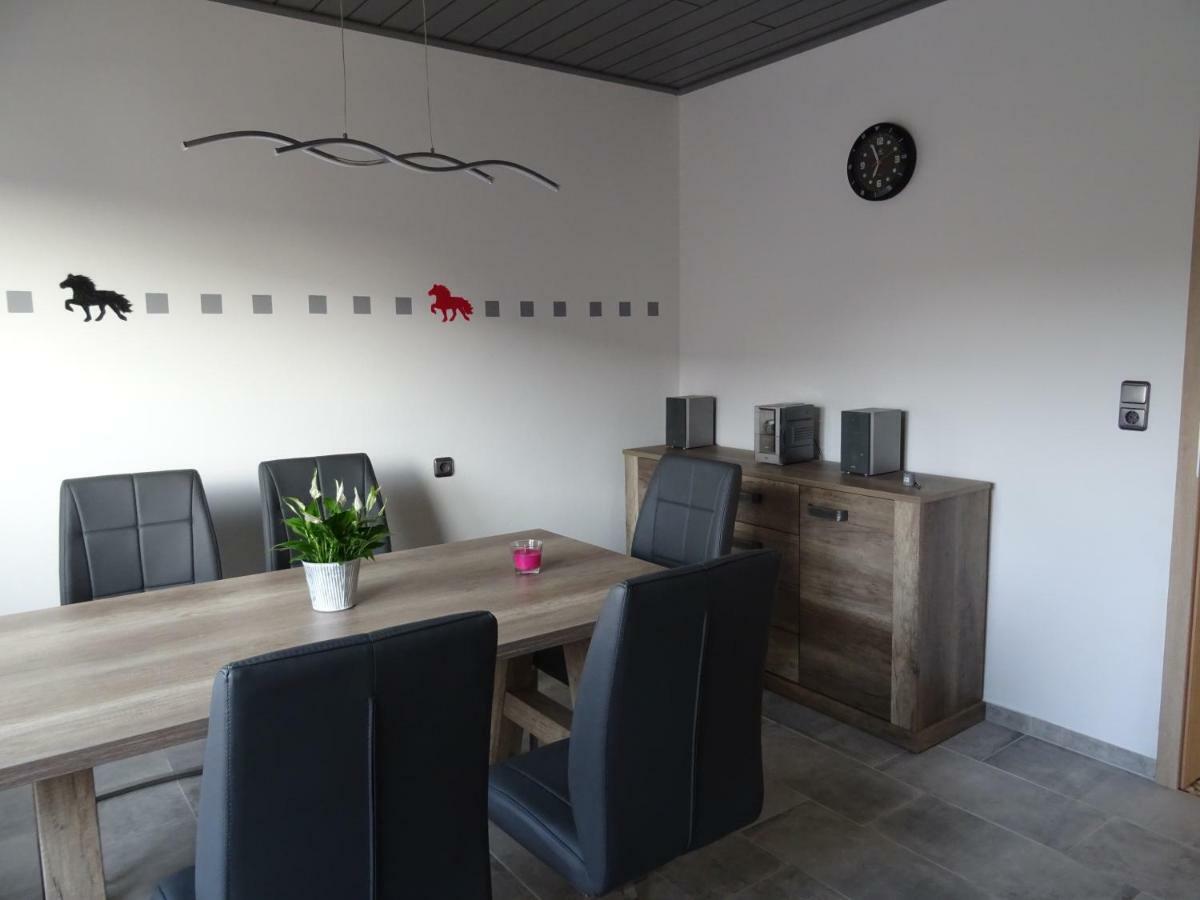 Appartamento Haus Am Sonnenberg Ulmen Esterno foto