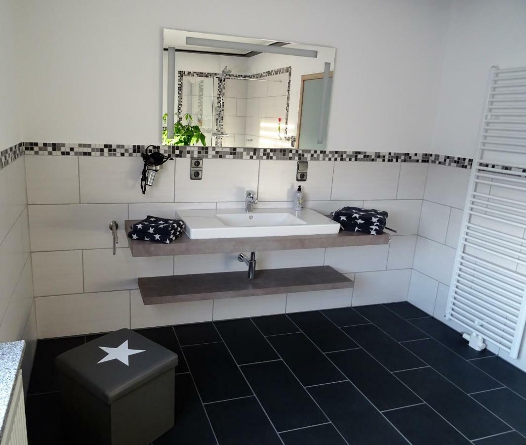 Appartamento Haus Am Sonnenberg Ulmen Esterno foto